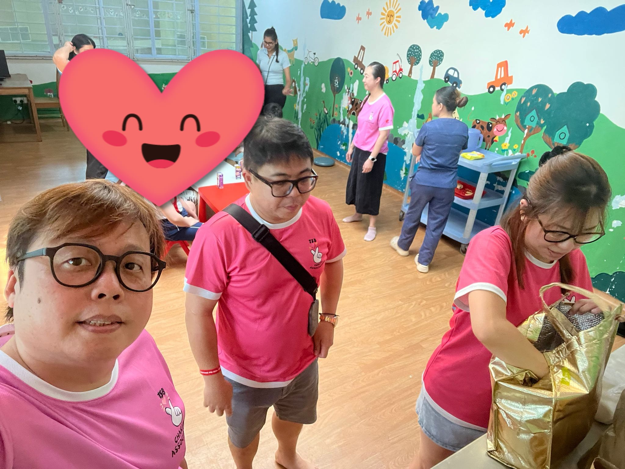 🍔 A Happy Meal, A Priceless Smile 🥰